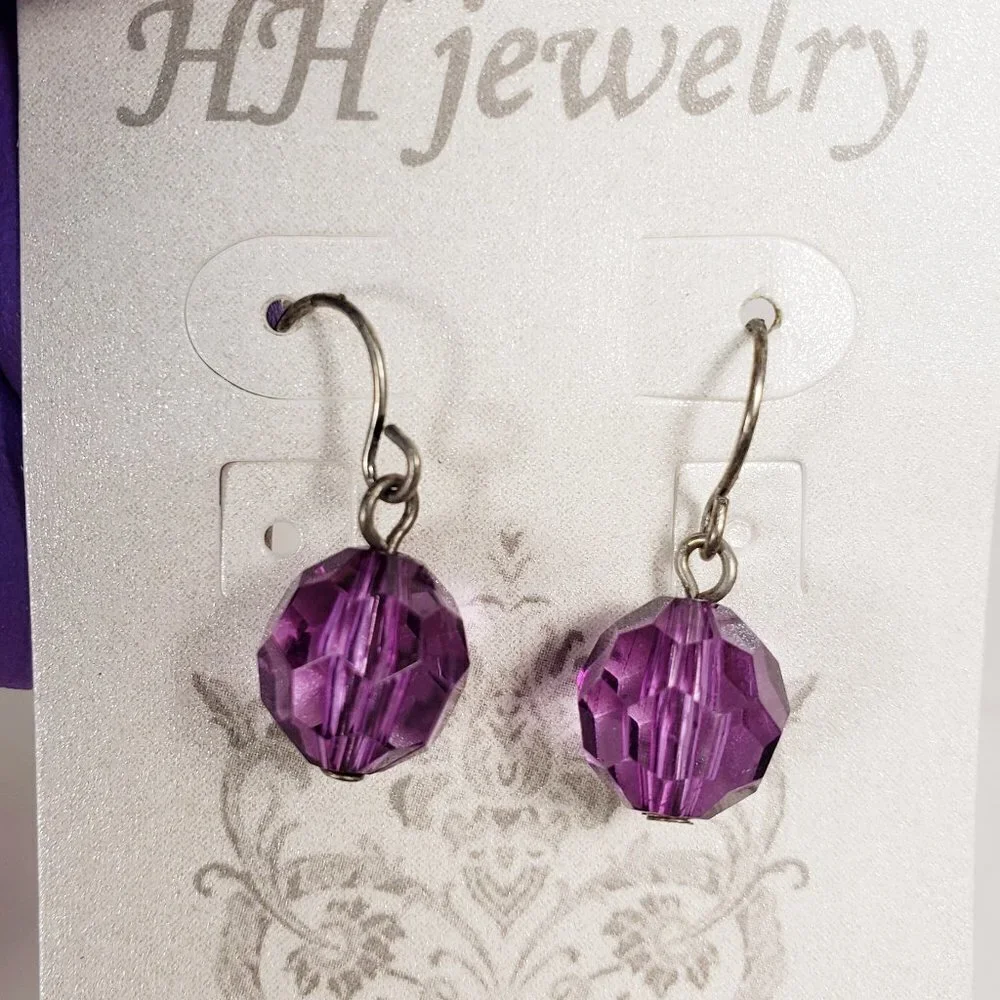 Women's Stunning Silver-tone & Purple Beaded Necklace - Matching Drop Earrings